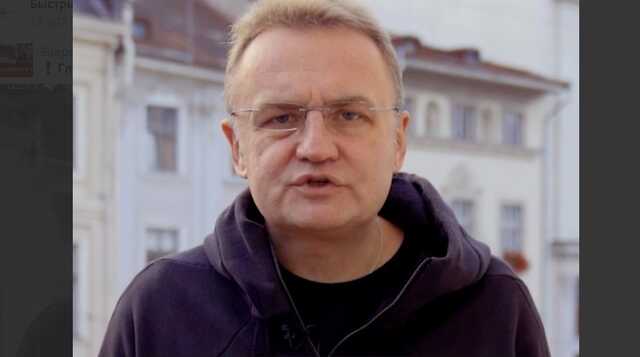 Дрова та буржуйки: мер Львова закликав городян готуватися до надскладної зими