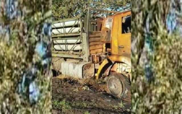 Уничтожен вражеский грузовик с боеприпасами к РСЗО БМ-27 "Ураган"