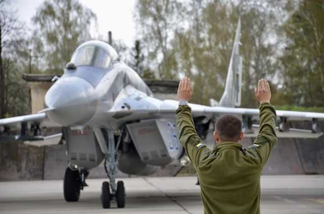 Вночі ЗСУ "приземлили" ударний вертоліт росіян та 6 дронів-камікадзе