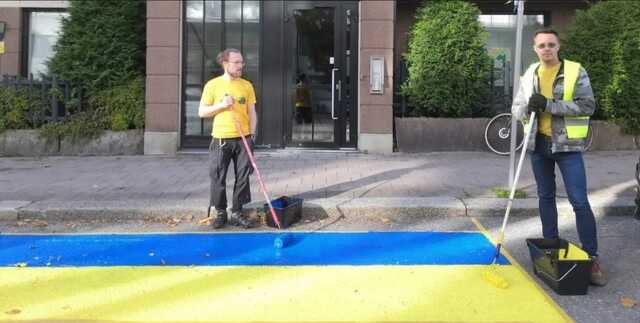 Провели референдум: жителі Фінляндії "анексували" паркування генконсула РФ