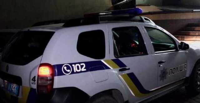 36-летний мужчина начал стрельбу у кафе в Калуше, трое раненых