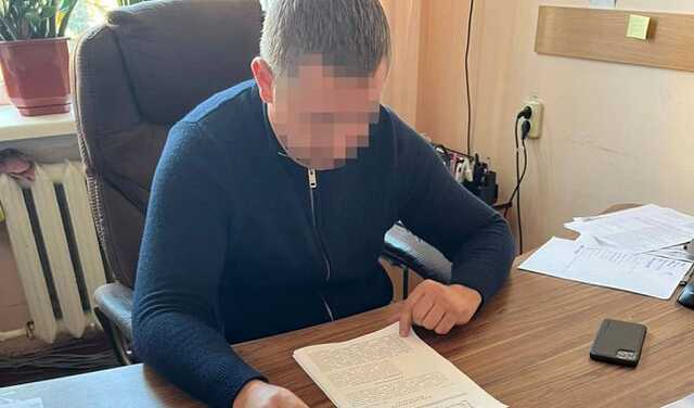 У Києві посадовець мерії розтратив кошти на капремонті міжквартальних проїздів