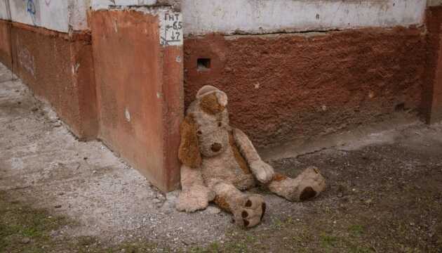 С 24 февраля из-за войны погибли уже 430 детей