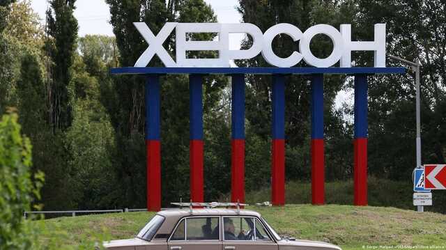 Окупанти наказали жителям Херсона залишити місто та переправитися на лівий берег Дніпра