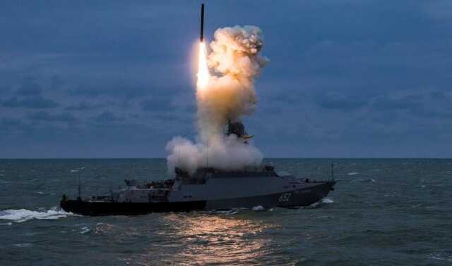 Россия увеличивает группировку ракетоносителей в Черном море