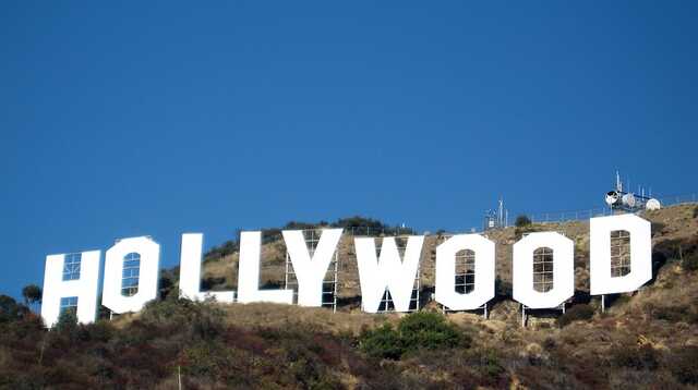 У Голлівуді покажуть українські фільми, щоб зібрати гроші для України