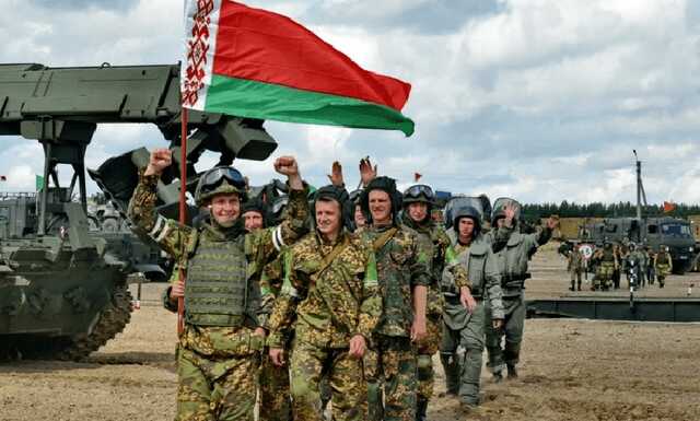 Білорусь забрала більшість своїх військ з прикордонних районів, - "Гаюн"
