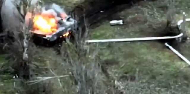 ЗСУ знищили чергову БМП окупантів разом з екіпажем