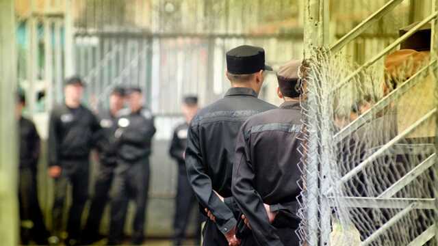 Как Россия вербует заключенных в Туркменистане: оппозиционер сообщил шокирующие данные