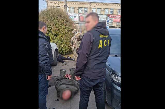 У Вінниці начальник поштового відділення викрав людину