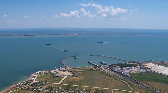 Через Керченську переправу обмежать рух вантажних авто