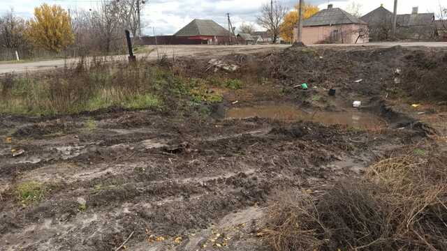 В Ізюмі ексгумували тіла людей, яких розстріляли при спробі евакуюватись навесні