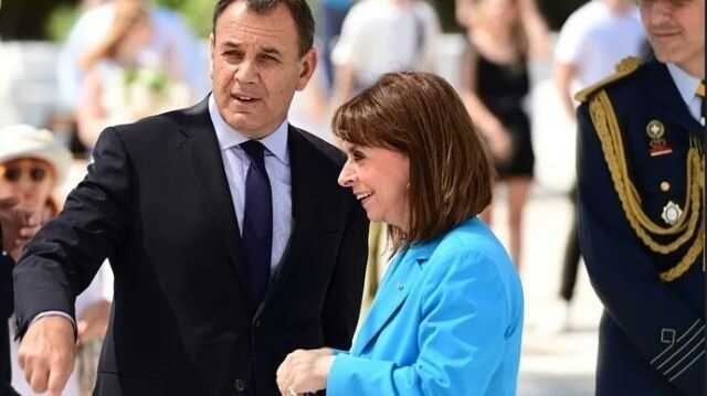 Президент и министр обороны Греции сегодня посетят Киев