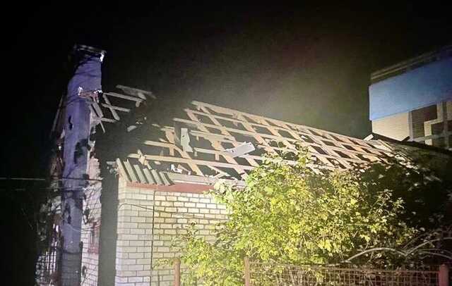 Російські війська з РСЗВ та важкої артилерії 8 разів обстріляли Нікопольський район Дніпропетровщини