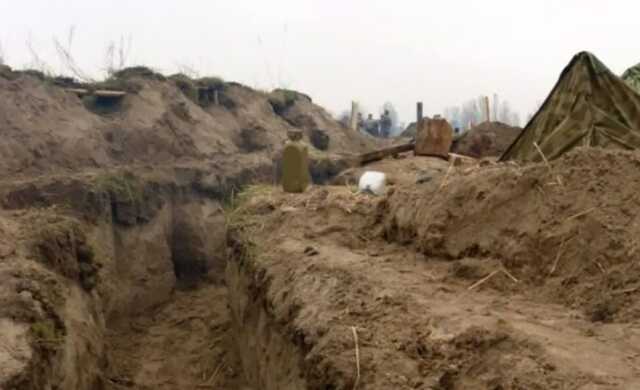 У Мелітополі окупанти вербують місцевих мешканців рити окопи, готуються до наступу ЗСУ – ЗМІ