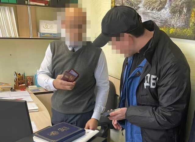 У Запоріжжі на хабарі затримали прокурора