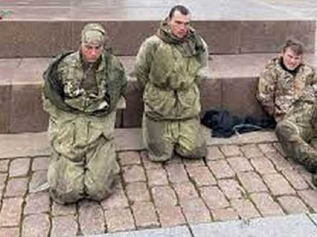 «Кинули нас як приманку»: рашисти скаржаться на зрадників-командирів та стару зброю