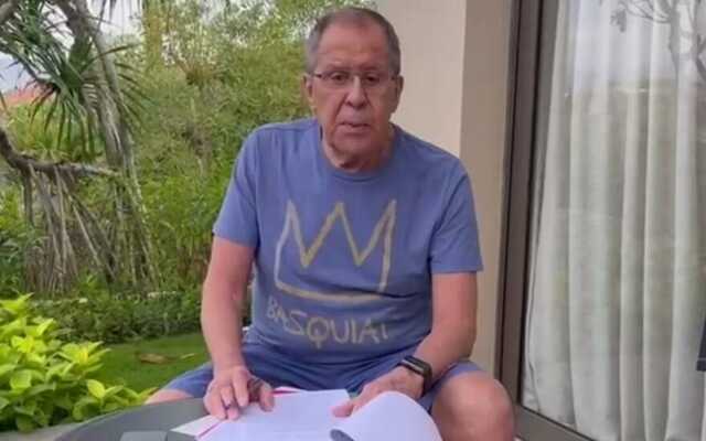 Лавров заявив, що в Україні йде "гібридна війна", і звинуватив у всьому Захід