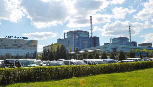 Два реактори Хмельницької АЕС були зупинені через ракетні удари, - МАГАТЕ