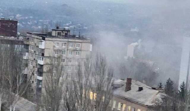 В Донецке сообщают о падении снарядов возле "Донбасс Арены"