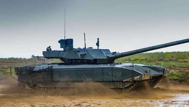Новий російський танк Т-14 "Армата" помічено на полігоні під Казанню