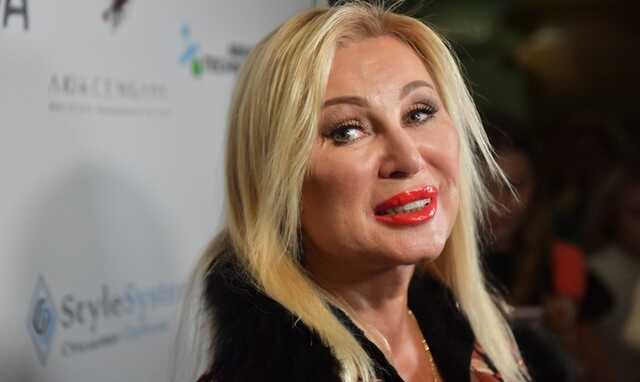 Путіністка Віка Циганова розсмішила мережу заявою, що її пісні зцілюють окупантів без ніг