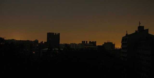 Київ відновлюється після удару. Як дізнатися, коли буде світло