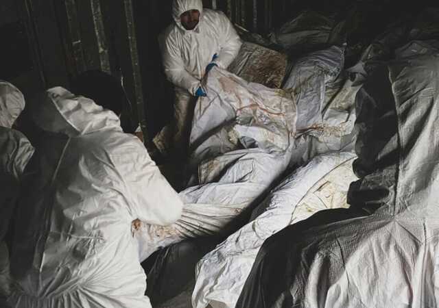 На Харківщині збирають тіла ліквідованих російських окупантів: частина з них заміновані