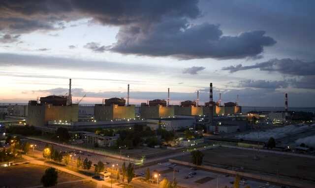 Пєсков заявив, що війська РФ не збираються залишати ЗАЕС, і похвалився "феноменом Путіна"