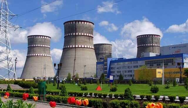 Ровенская АЭС заказала услуги у компании, связанной с россиянами