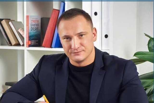 Александр Яцына, обманувший пациента на 400 тысяч, продолжает работать в Институте рака