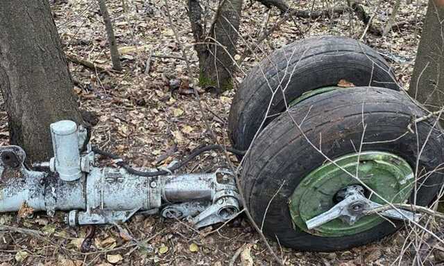 У мережі показали, що залишилося від російського Су-24М, збитого біля Бахмута