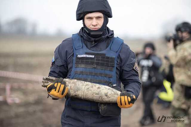 Пиротехники ГСЧС уже обезвредили более 300 тыс. взрывоопасных предметов – МВД