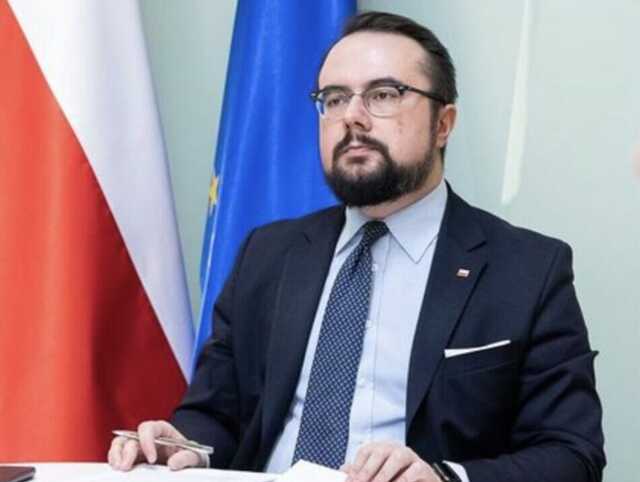 "Стратегическая ошибка": Польша выступила против обсуждения "гарантий безопасности" для России