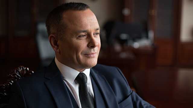 Одиозный профсоюзный деятель Владимир Саенко подозревается в миллиардных хищениях