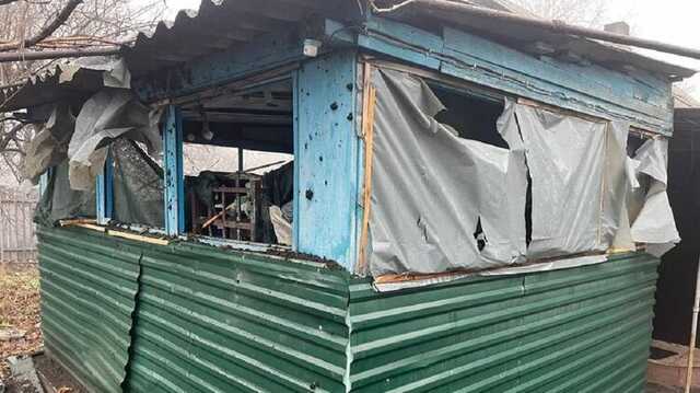 На Донбасі окупанти обстрілюють населені пункти по всій лінії фронту