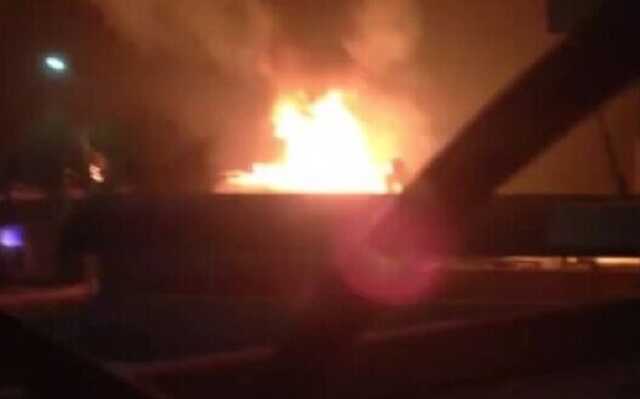 У Херсоні спалахнула масштабна пожежа через ворожі обстріли