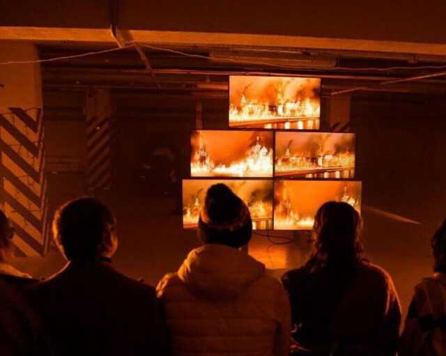 Зірки "Вечірнього Кварталу" зняли ролик, у якому згорів Кремль