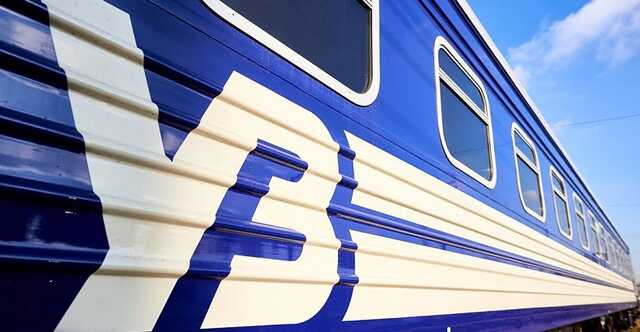 "Укрзалізниця" уточнила рух потягів: оновлено час затримки