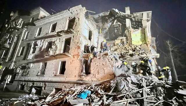 У Кривому Розі вже троє загиблих після ракетного удару по житловому будинку