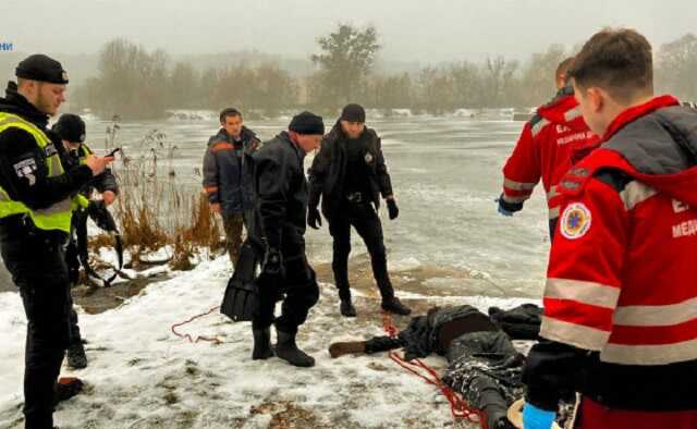 На озере погиб рыбак, который провалился под лед