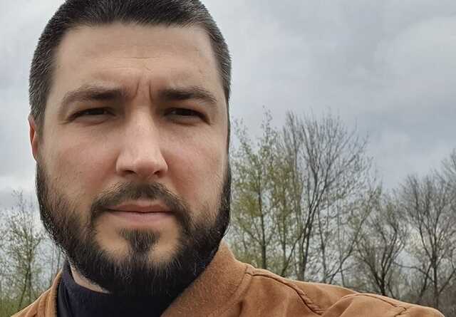 Депутата Селидівської міськради підозрюють у закупівлі неякісних бронежилетів