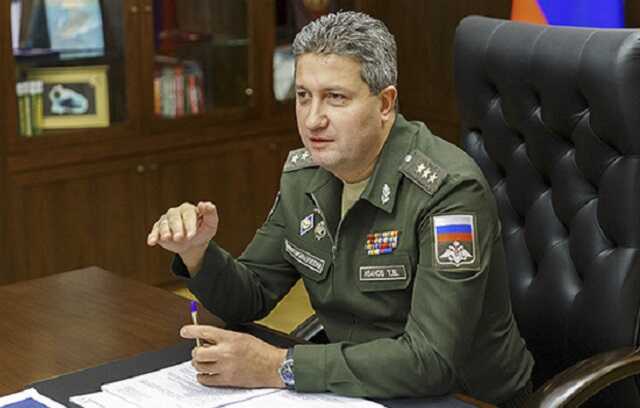 Заступника міністра оборони РФ викрили в отриманні відкатів за відновлення Маріуполя