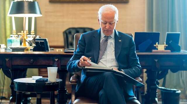 Байден подписал оборонный бюджет, предусматривающий 800 млн долларов для Украины