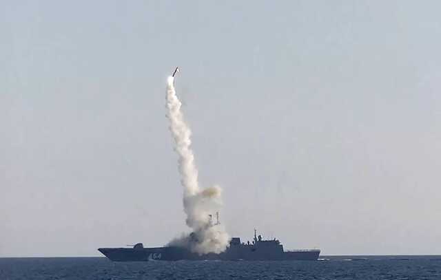 Окупанти вивели в Чорне море ще один ракетоносій з "Калібрами"