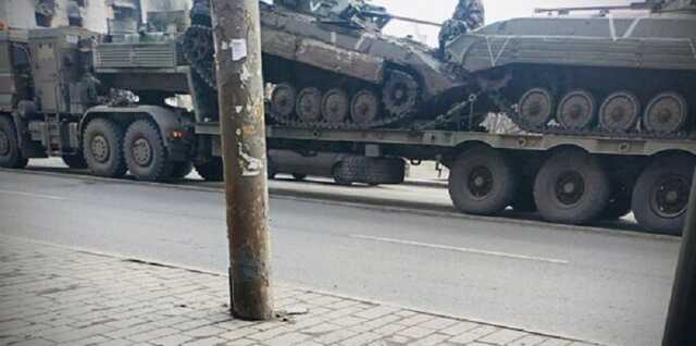 Аномальное движение техники: оккупанты перебрасывают войска в сторону Мелитополя