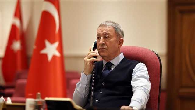 Глава Міноборони Туреччини закликає Україну та РФ до припинення вогню
