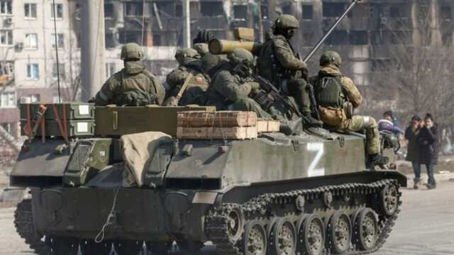 Россия перебросила в Беларусь части танковой армии, - британская разведка