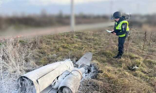 Кілька версій закінчення ракетної війни, яку Путін веде проти України