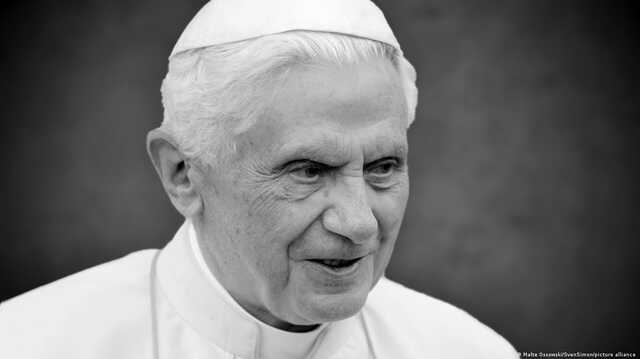 Помер Папа Римський Бенедикт XVI
